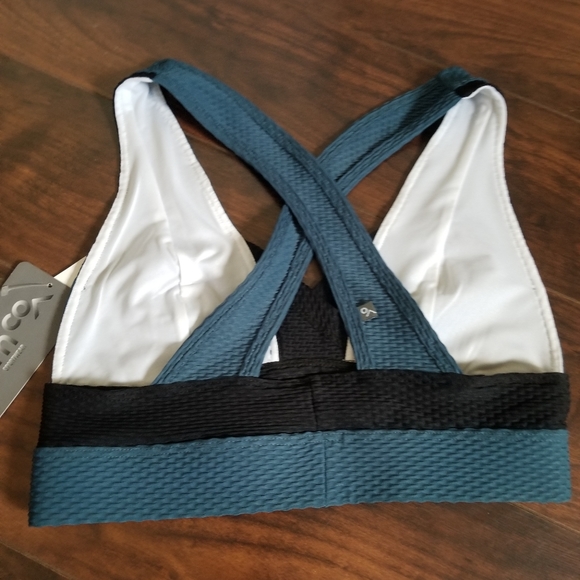 Top and leggin - Picture 3 of 3